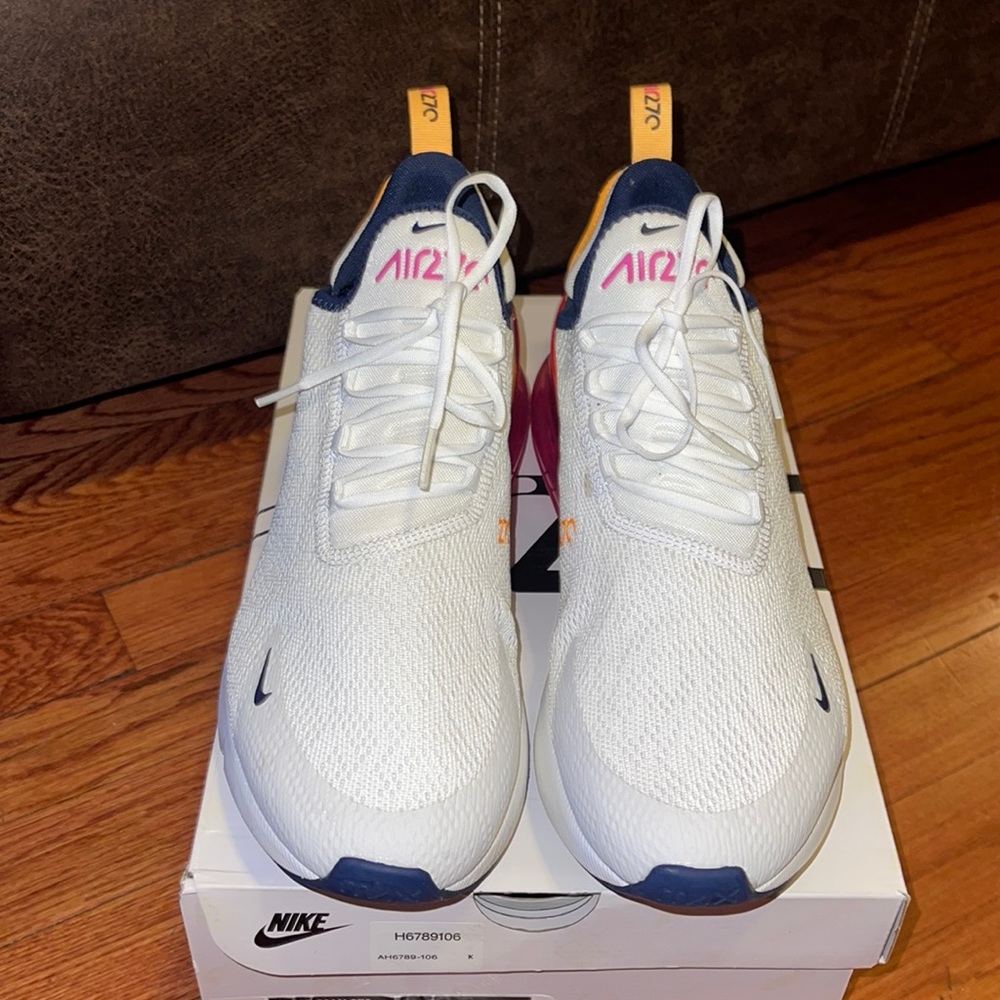 Nike Summer Women 270!